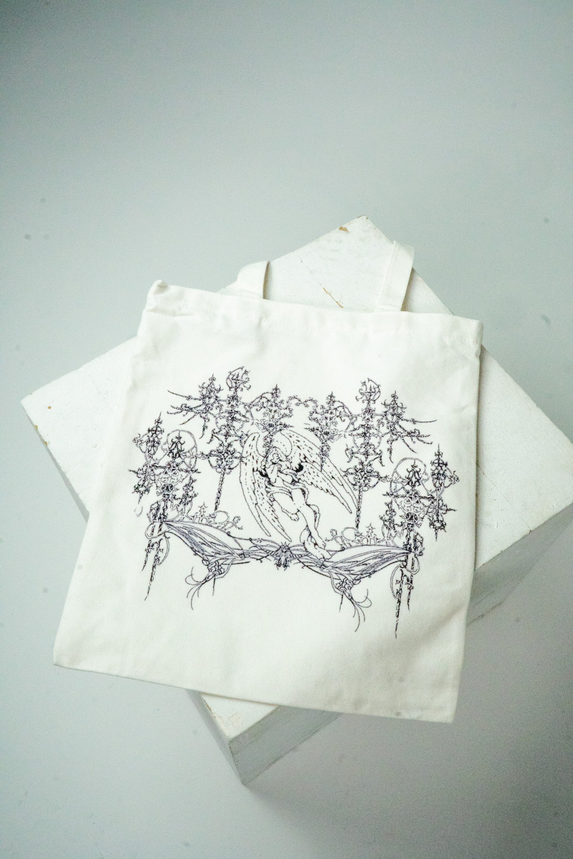 Tote bag